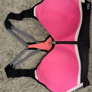 Victoria Secret sports bra 32DD